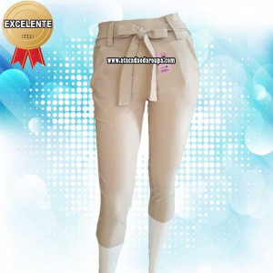 Calça Pantacourt Bengaline Calça Pantacourt Bengaline