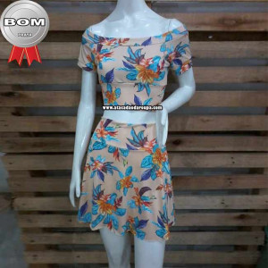 Conjunto Saia e Blusa