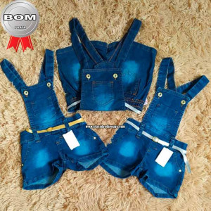 Jardineira Jeans Infantil com Lycra Jardineira Jeans Infantil com Lycra
