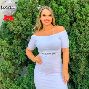 Vestido Liso de Crepe. Vestido Liso de Crepe.