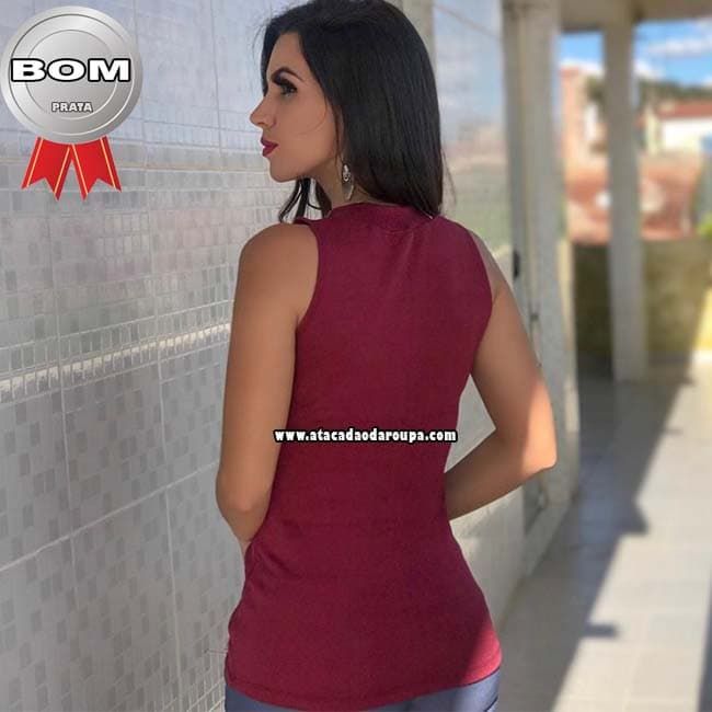 Blusa Feminina Gola Alta M Blusa Feminina Gola Alta M