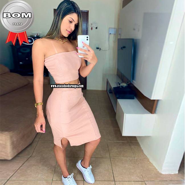 Conjunto Saia e Blusa