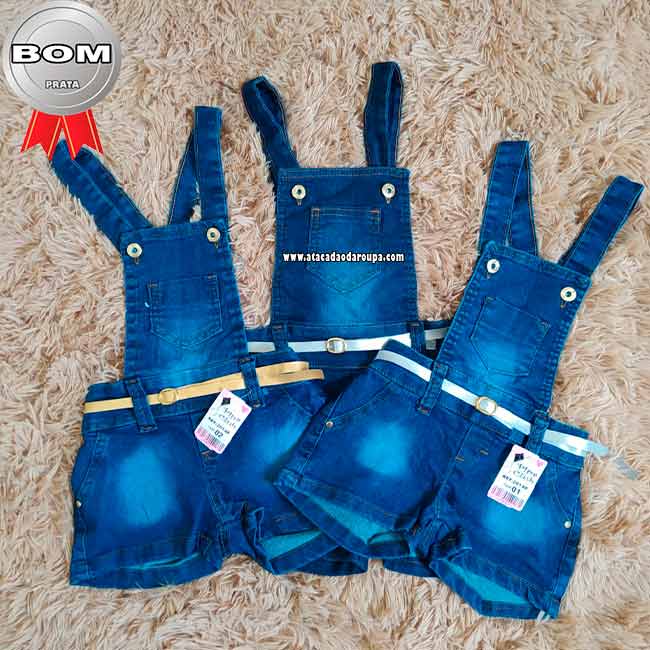 Jardineira Jeans Infantil com Lycra 1 a 3 Anos Jardineira Jeans Infantil com Lycra 1 a 3 Anos