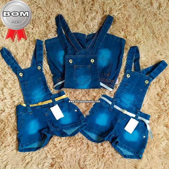 Jardineira Jeans Infantil com Lycra 1 a 3 Anos Jardineira Jeans Infantil com Lycra 1 a 3 Anos