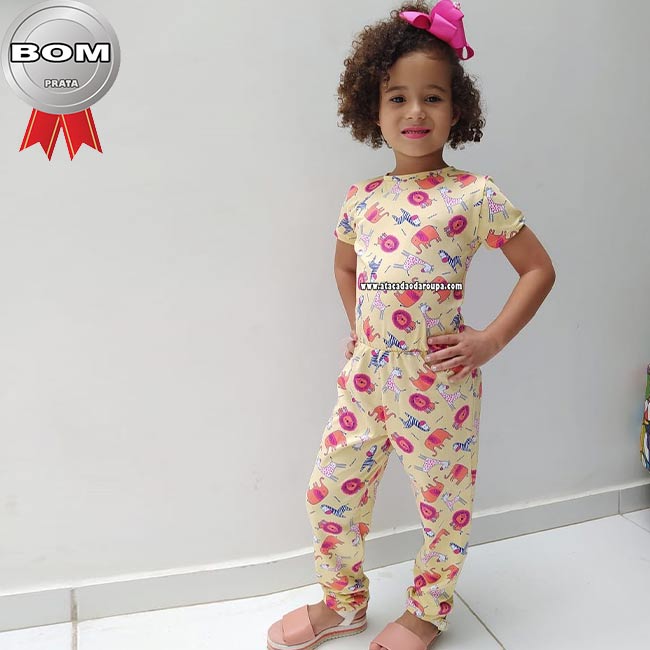 Macacão Longo Infantil 4 a 8 Anos Macacão Longo Infantil 4 a 8 Anos