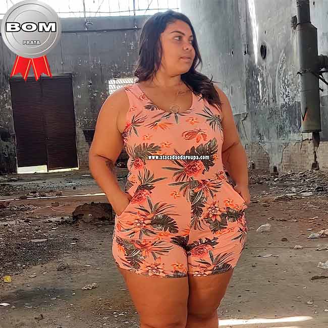 Macaquinho Plus Size GG Macaquinho Plus Size GG