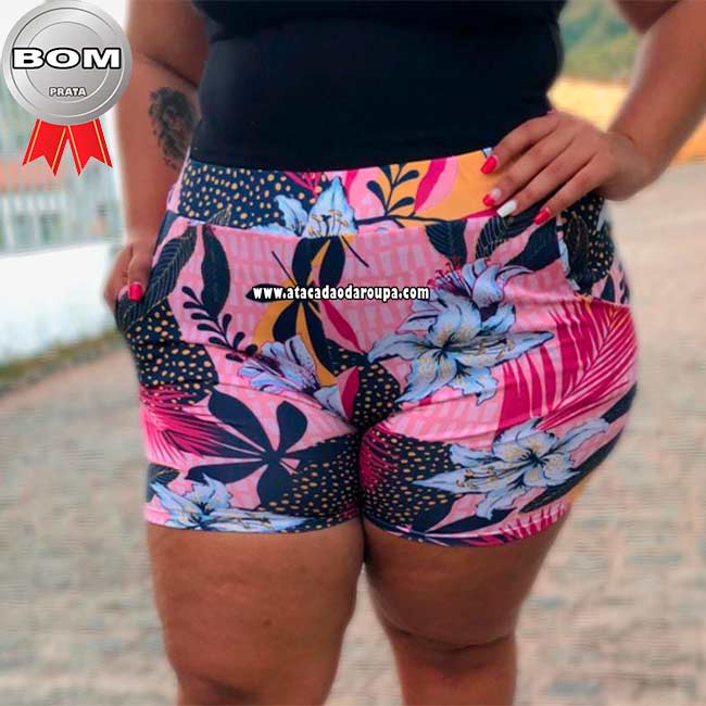 Short Curto Plus Size