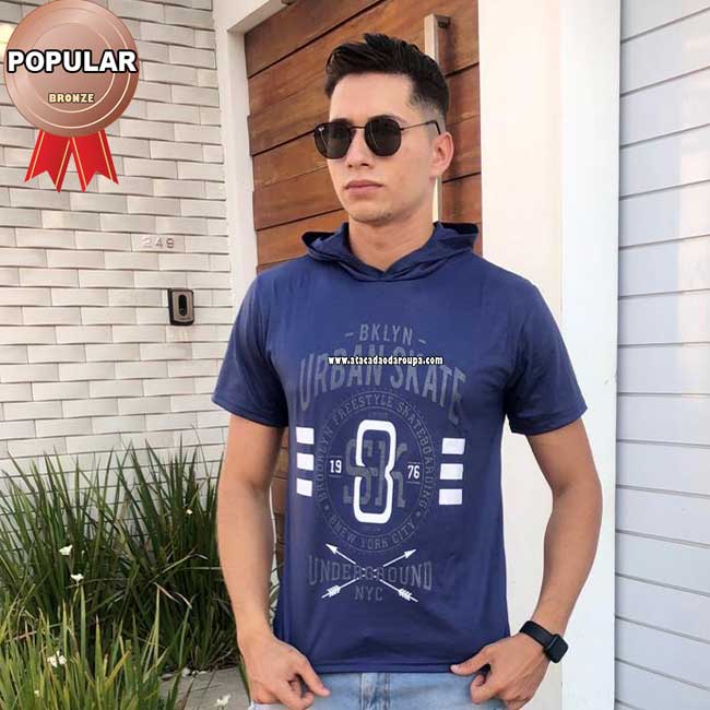 Camisa Masculina Com Capuz Juvenil